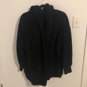 Fuzzy Sherpa like lounging sweatshirt/cardigan